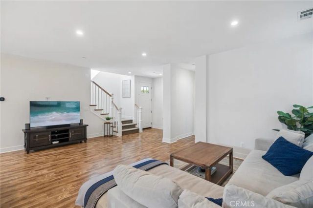 163 Flower Street B, Costa Mesa, CA 92627