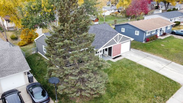 15208 Highland Avenue, Orland Park, IL 60462