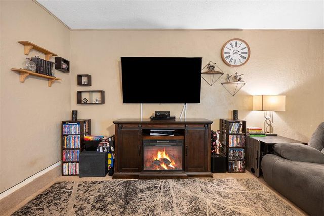 2125 Allenhurst Street, Norman, OK 73071