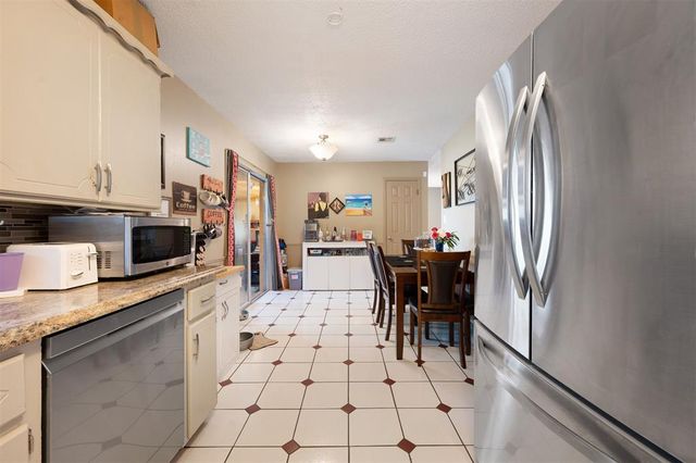 2125 Allenhurst Street, Norman, OK 73071