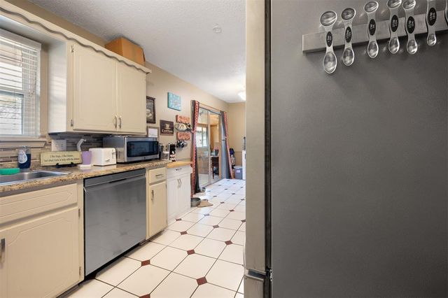 2125 Allenhurst Street, Norman, OK 73071