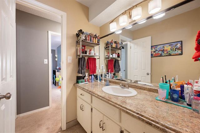 2125 Allenhurst Street, Norman, OK 73071