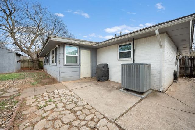 2125 Allenhurst Street, Norman, OK 73071