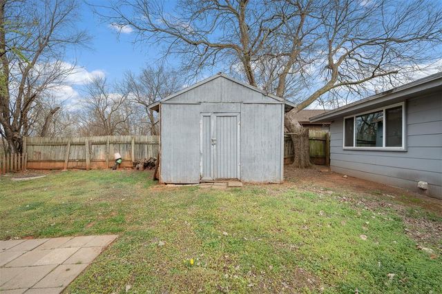 2125 Allenhurst Street, Norman, OK 73071