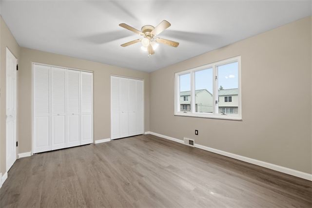 105 Columbia Dr, Canonsburg, PA 15317