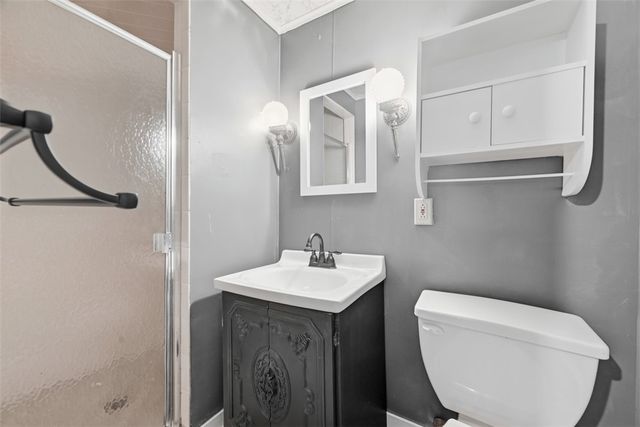 105 Columbia Dr, Canonsburg, PA 15317