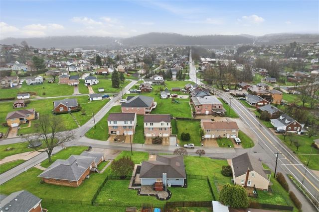 105 Columbia Dr, Canonsburg, PA 15317