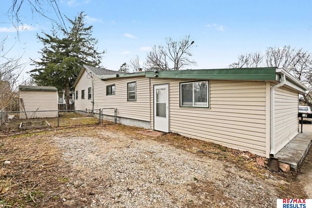 57 Carter Lake Club, Council Bluffs, IA 51501