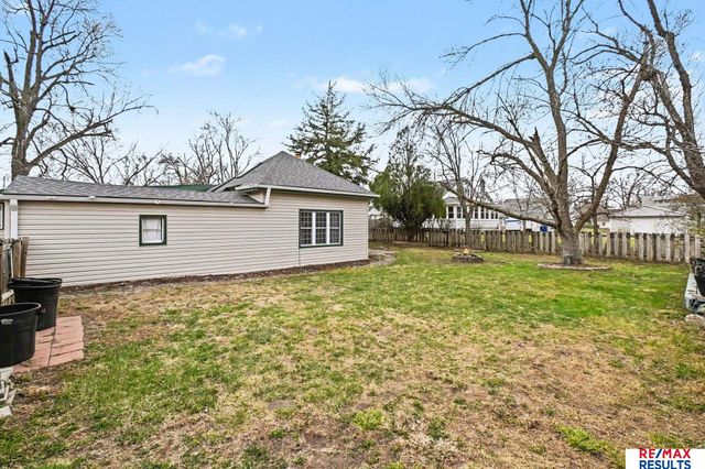 57 Carter Lake Club, Council Bluffs, IA 51501