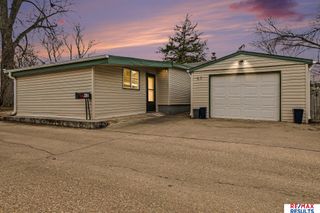 57 Carter Lake Club, Council Bluffs, IA 51501