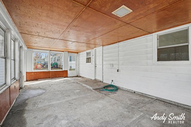 805 Sunnock Avenue, Kalamazoo City, MI 49001