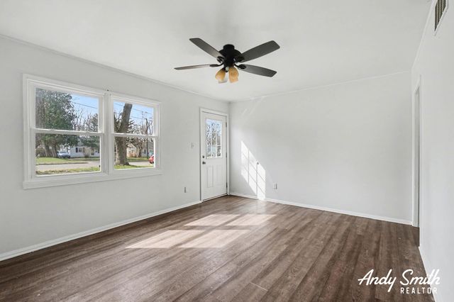 805 Sunnock Avenue, Kalamazoo City, MI 49001