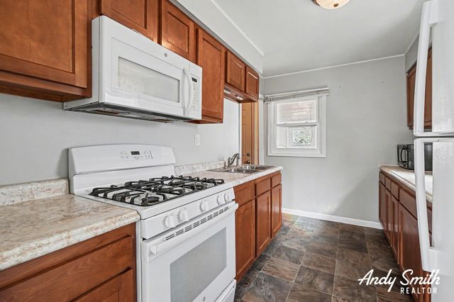 805 Sunnock Avenue, Kalamazoo City, MI 49001