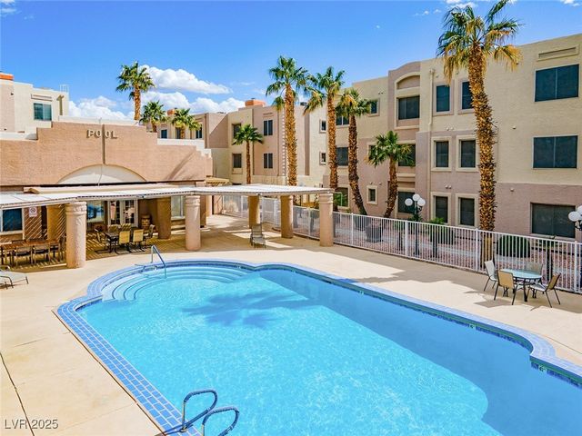 2044 Mesquite Lane 202, Laughlin, NV 89029