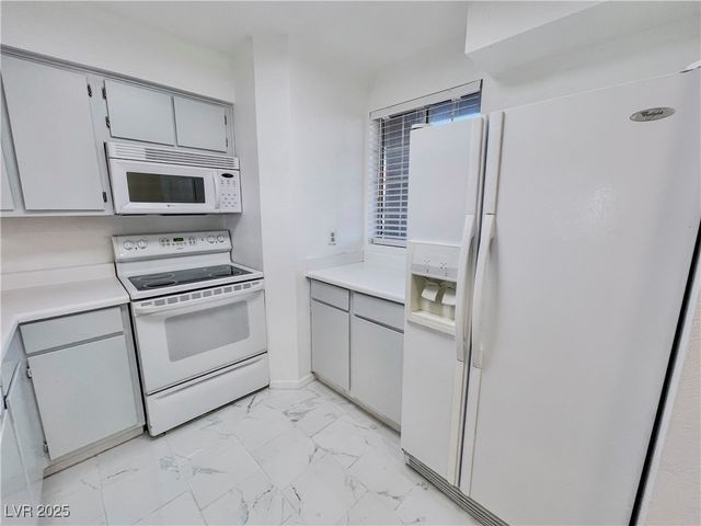 2044 Mesquite Lane 202, Laughlin, NV 89029