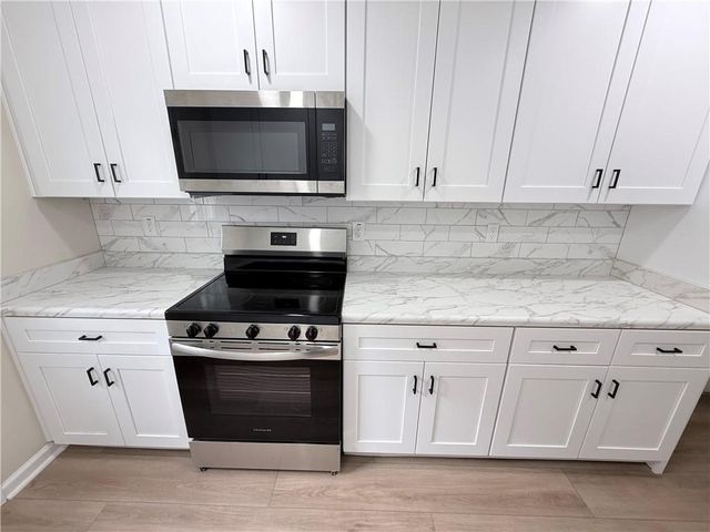 1223 Kathy NE Court, Conyers, GA 30012