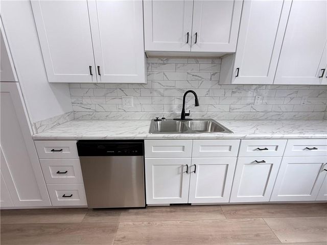 1223 Kathy NE Court, Conyers, GA 30012