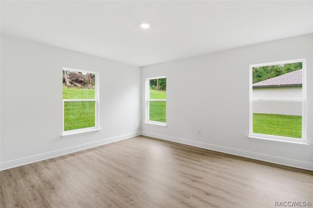 1818 W Lorraine Drive, Dunnellon, FL 34434