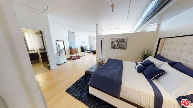1100 S Hope Street 810, Los Angeles, CA 90015