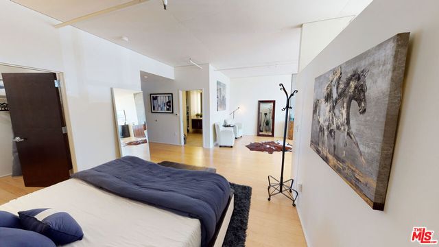 1100 S Hope Street 810, Los Angeles, CA 90015