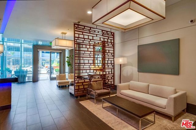 1100 S Hope Street 810, Los Angeles, CA 90015