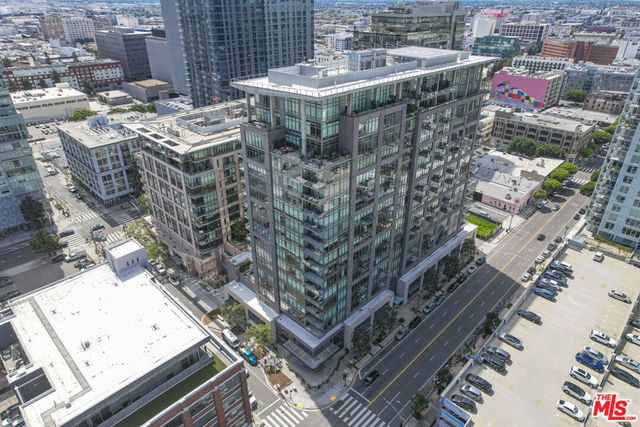 1100 S Hope Street 810, Los Angeles, CA 90015
