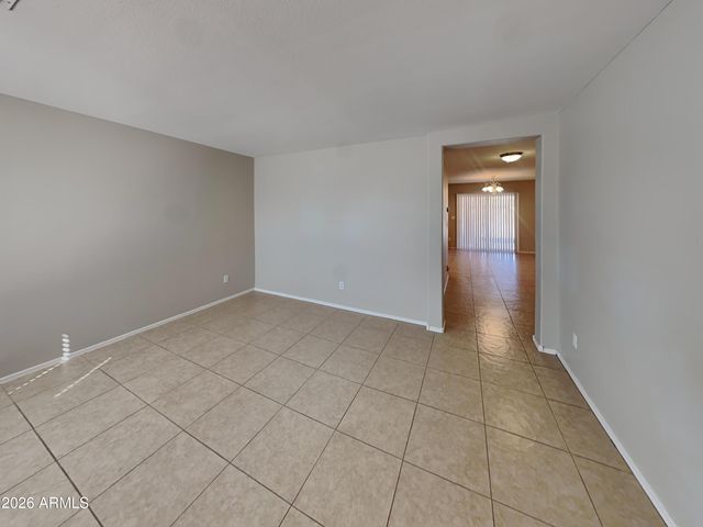 938 E KELSI Avenue, San Tan Valley, AZ 85140
