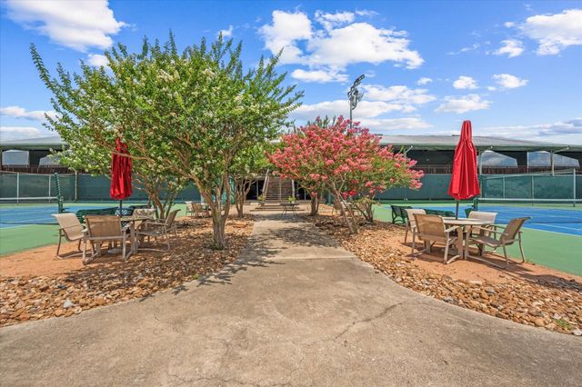 111 S Park Drive, Conroe, TX 77356