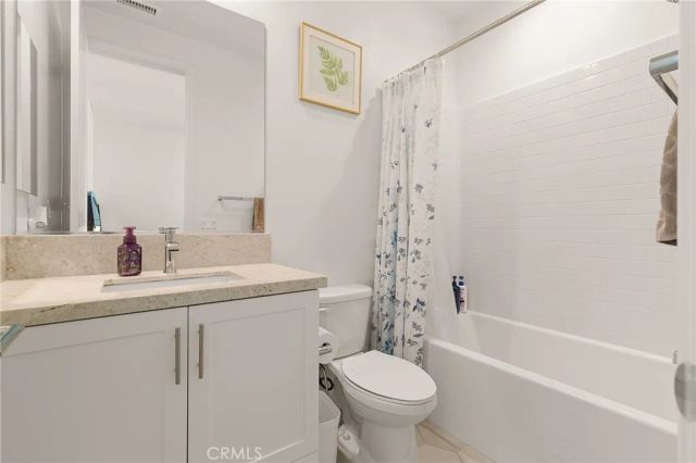 17540 Cameron Lane 102, Huntington Beach, CA 92647