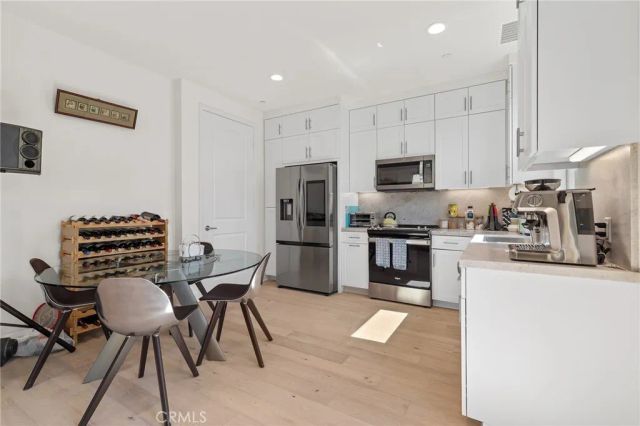 17540 Cameron Lane 102, Huntington Beach, CA 92647