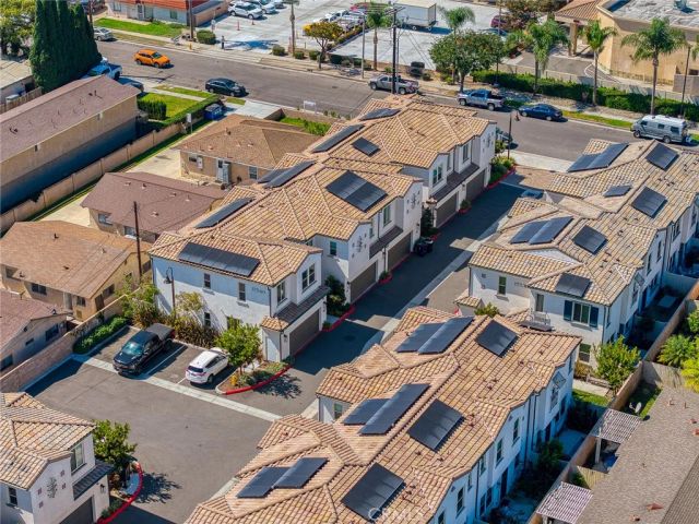 17540 Cameron Lane 102, Huntington Beach, CA 92647