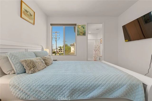 17540 Cameron Lane 102, Huntington Beach, CA 92647