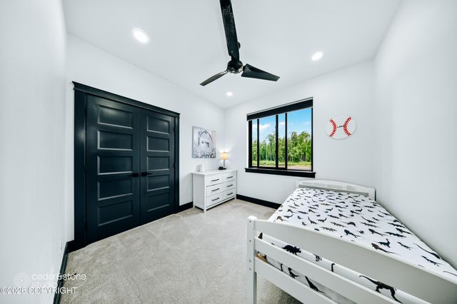 2194 W Sunlight Lane, Wasilla, AK 99654