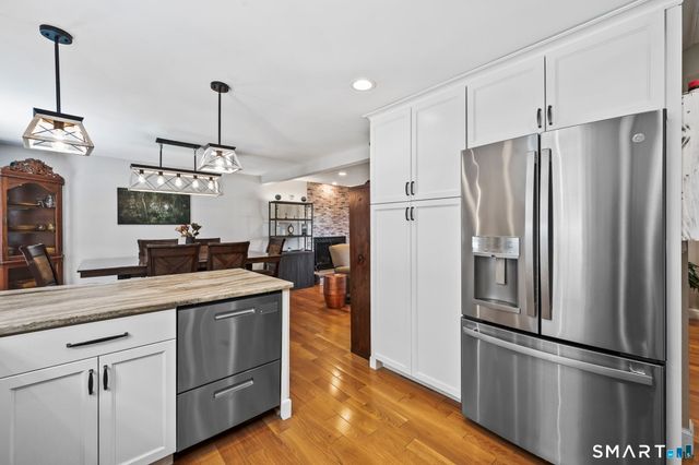 18 Wapping Wood Road, Ellington, CT 06029
