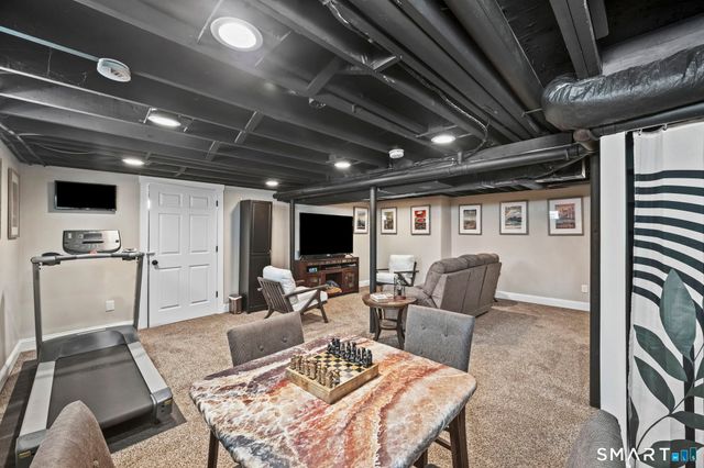 18 Wapping Wood Road, Ellington, CT 06029