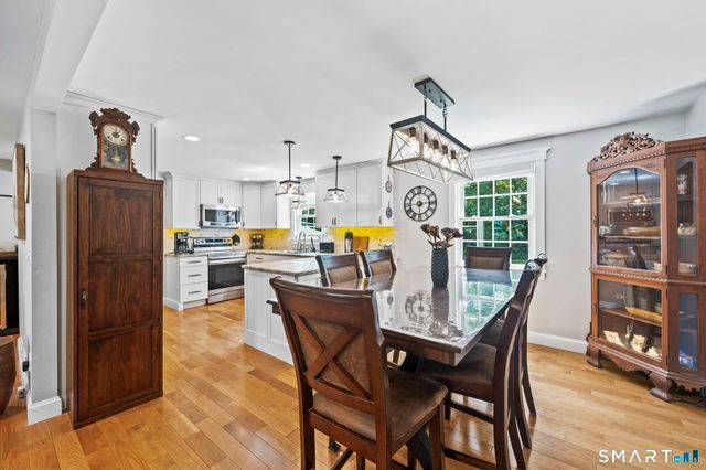18 Wapping Wood Road, Ellington, CT 06029