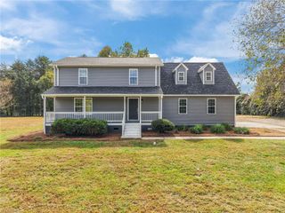 1327 Nc Highway 150, Summerfield, NC 27358
