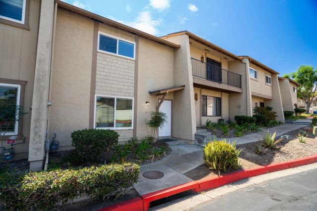 5800 Lake Murray Blvd 11, La Mesa, CA 91942