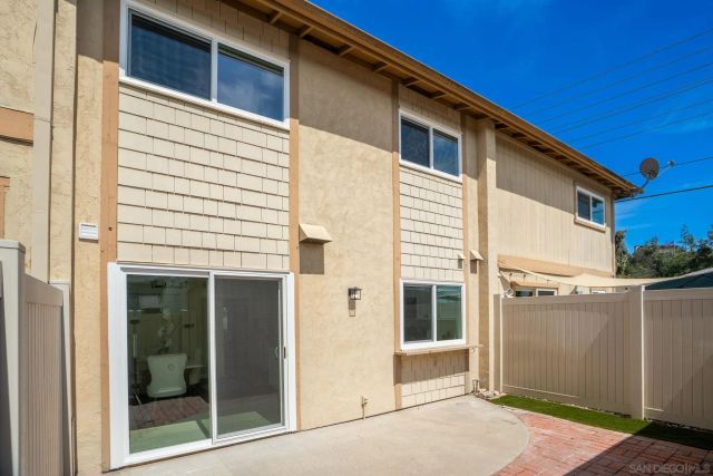 5800 Lake Murray Blvd 11, La Mesa, CA 91942