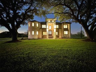 7737 Brookside Road, Pearland, TX 77581