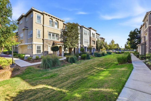 17985 Cantabria Lane, Morgan Hill, CA 95037