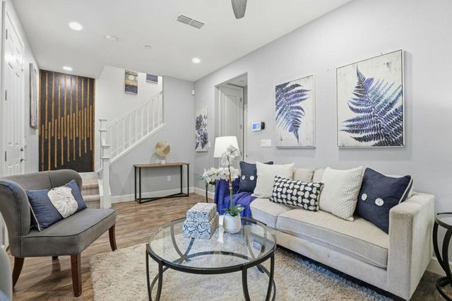 17985 Cantabria Lane, Morgan Hill, CA 95037