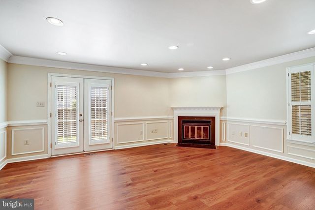 14508 FOUR CHIMNEY DR, Centreville, VA 20120