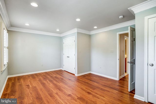 14508 FOUR CHIMNEY DR, Centreville, VA 20120