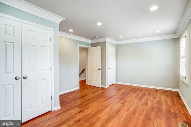 14508 FOUR CHIMNEY DR, Centreville, VA 20120