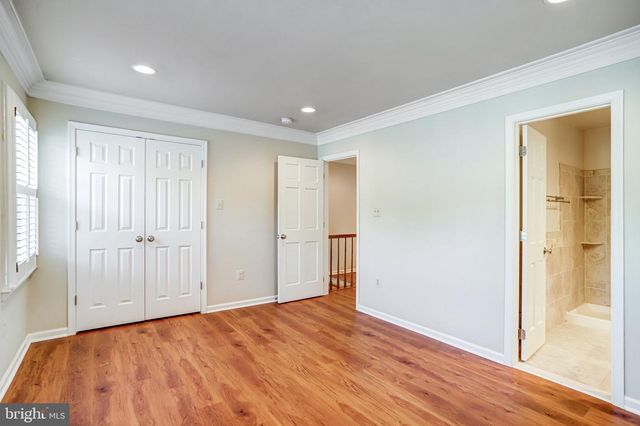 14508 FOUR CHIMNEY DR, Centreville, VA 20120