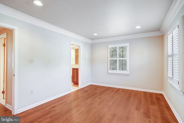 14508 FOUR CHIMNEY DR, Centreville, VA 20120