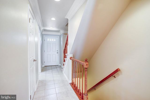 14508 FOUR CHIMNEY DR, Centreville, VA 20120