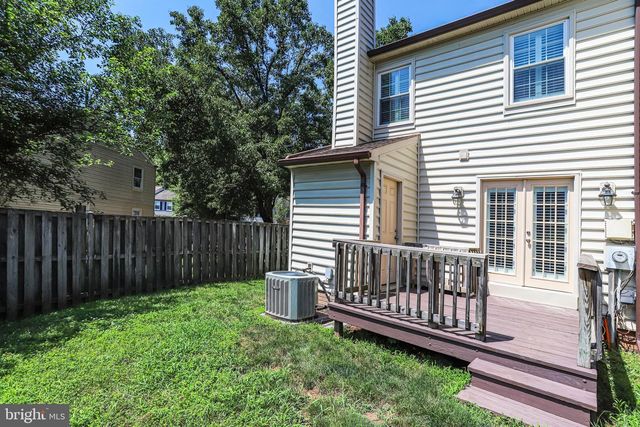 14508 FOUR CHIMNEY DR, Centreville, VA 20120