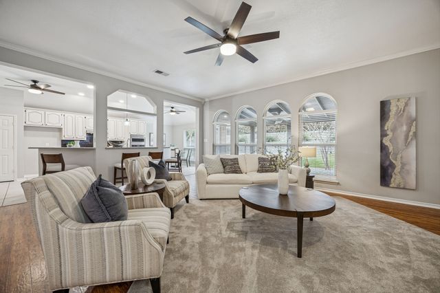 2801 Suzanne Drive, Rowlett, TX 75088